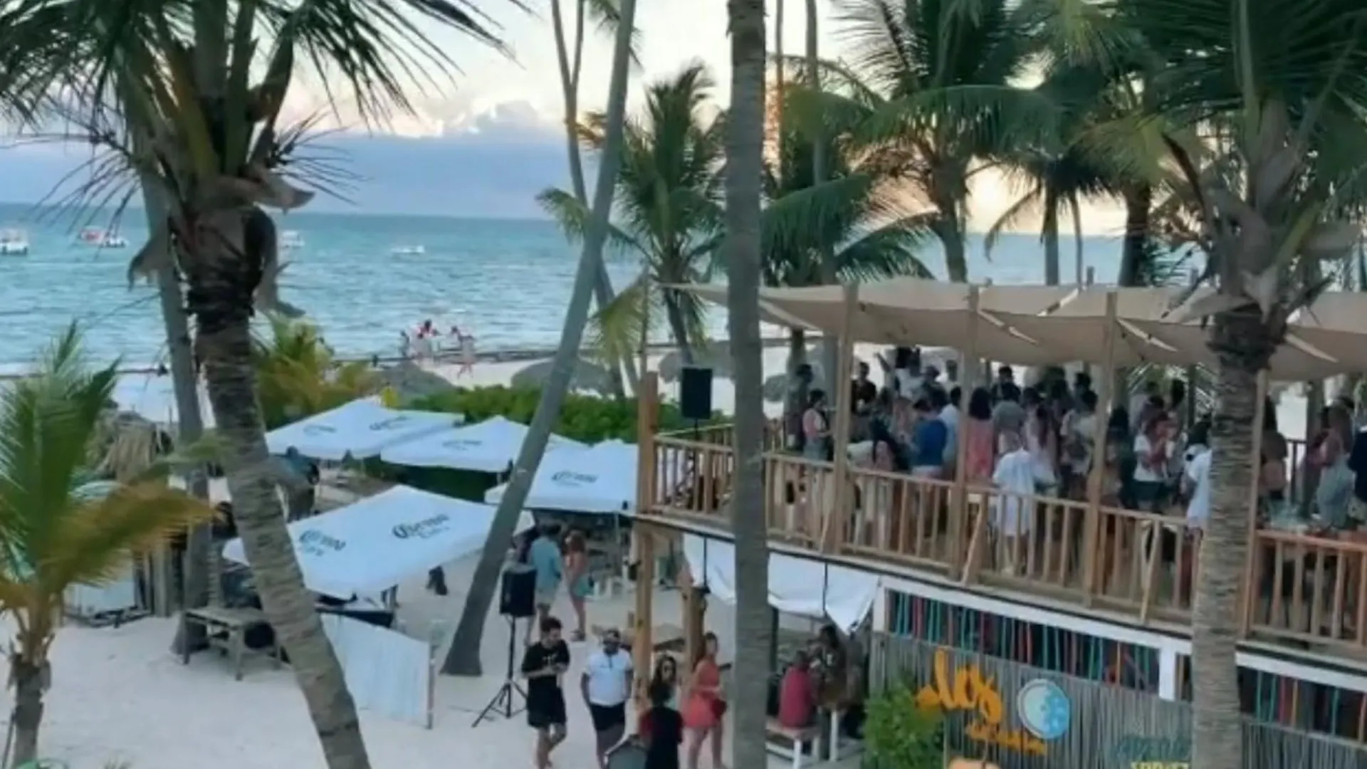 酒店 Vacation Studios With Rooftop Pool, Beach Club, Restaurants - Playa Los Corales 蓬塔卡纳