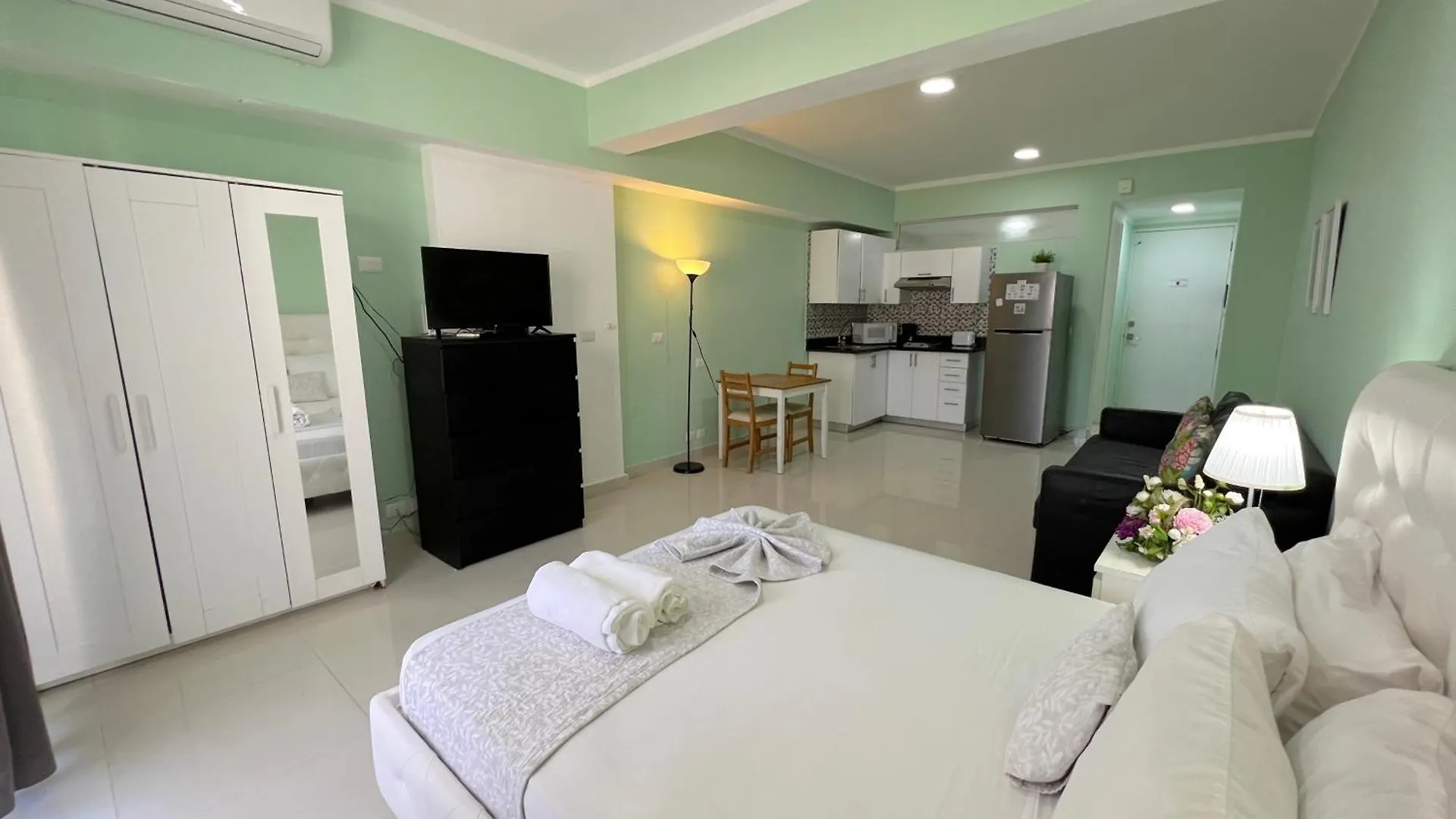 酒店 Vacation Studios With Rooftop Pool, Beach Club, Restaurants - Playa Los Corales 蓬塔卡纳
